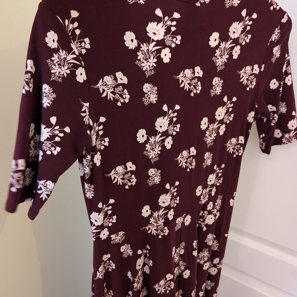 Agnes And Dora Floral Maxi Dress - Burgundy and White Size Small - Picture 9 of 9
